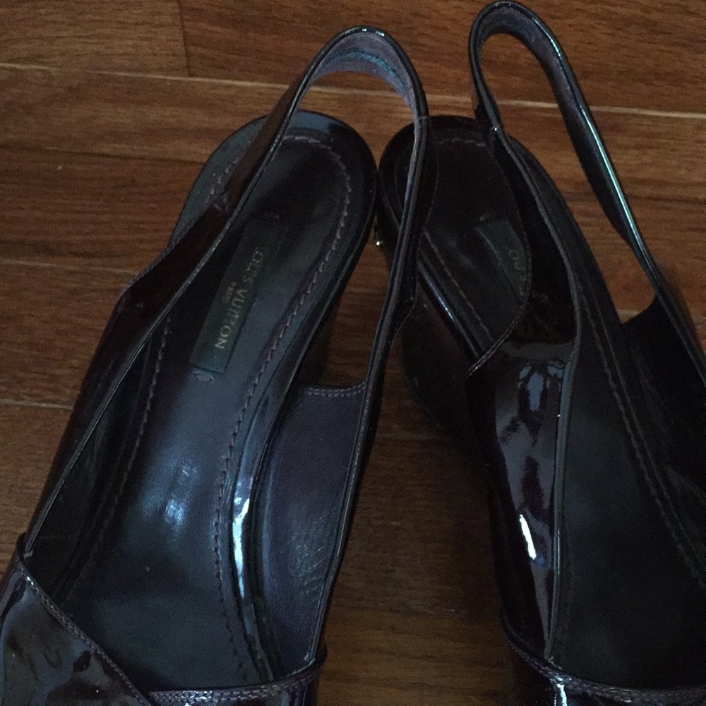 Louis Vuitton Shoes - Picture 7 of 8